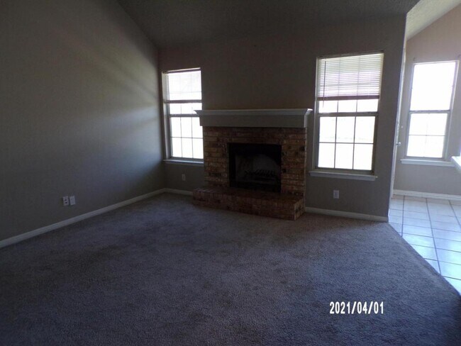 Building Photo - 2604 Remington Dr