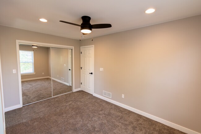 Bedroom 1 - 412 Pearl St