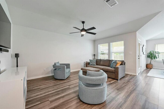 Foto del edificio - 11207 Soules Ln