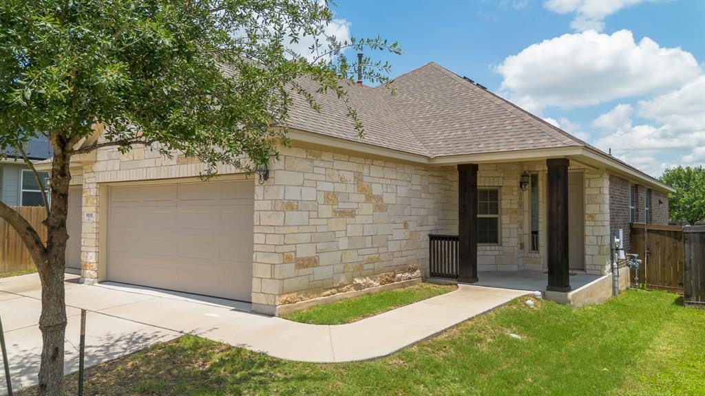 Foto principal - 9505 Alex Ln