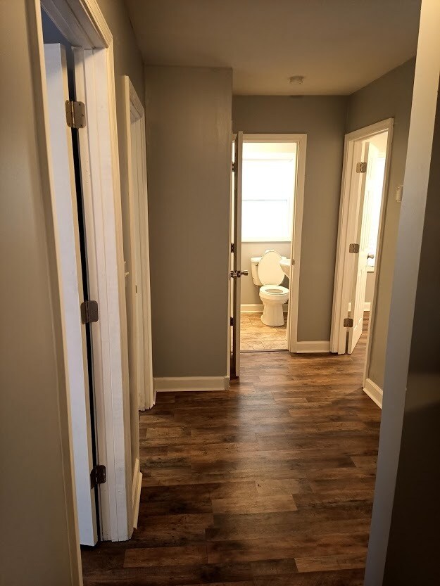 Pasillo - 303 Fleetwood Dr