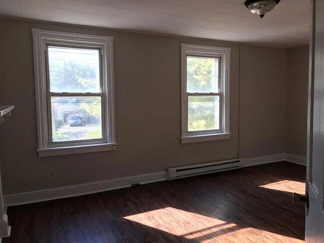 Foto del edificio - Dickinson Students & Staff - 3 bedroom!
