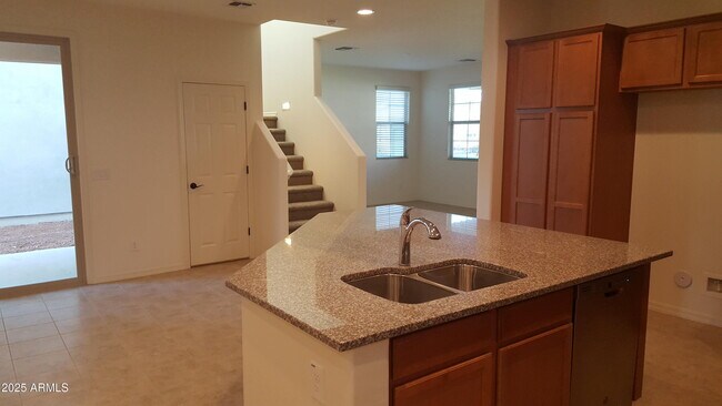 Building Photo - 2258 S Wallrade Ln