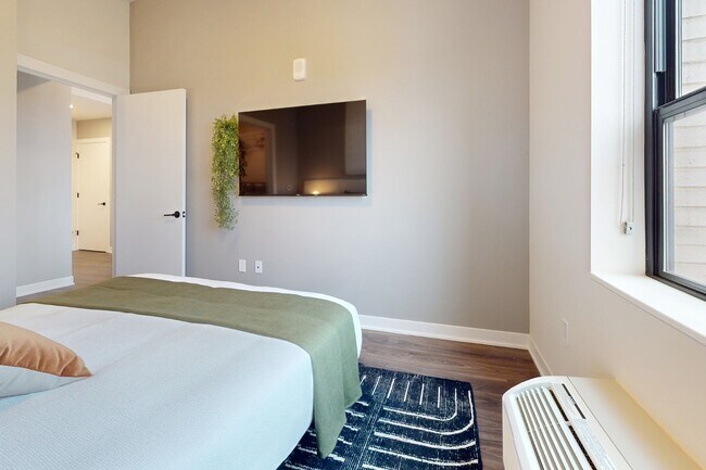 Interior Photo - Roxford at The Crosswalks