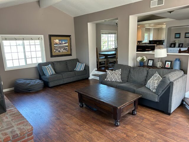 Photo - 215 Knox St House