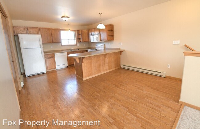 Building Photo - 1509-1507 Aspen Dr NE