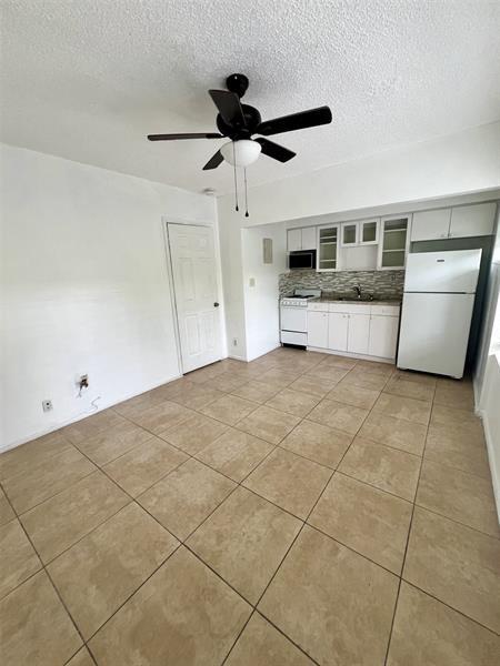 Foto del edificio - 2918 N Ocean Blvd