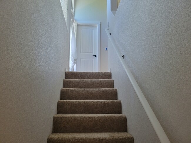 Foto del edificio - 1658 NE Foothill Blvd