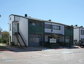 Building Photo - Northgate Apartments
