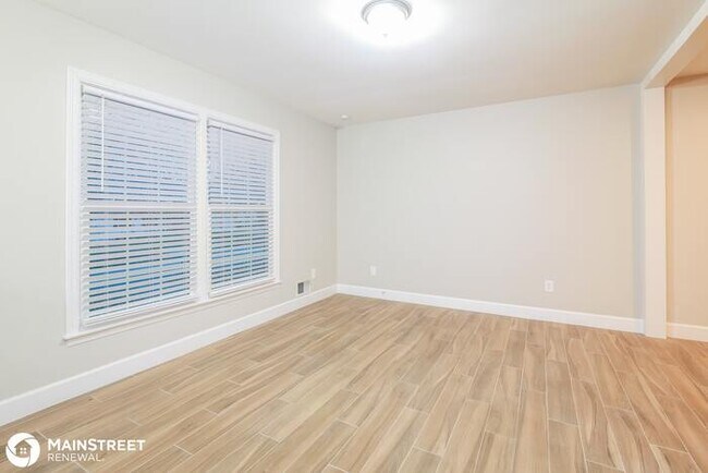 Foto del edificio - 509 S Adams St