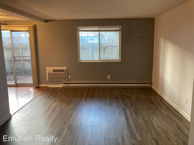 Building Photo - 2 br, 1 bath House - 5359 Dunmore Drive