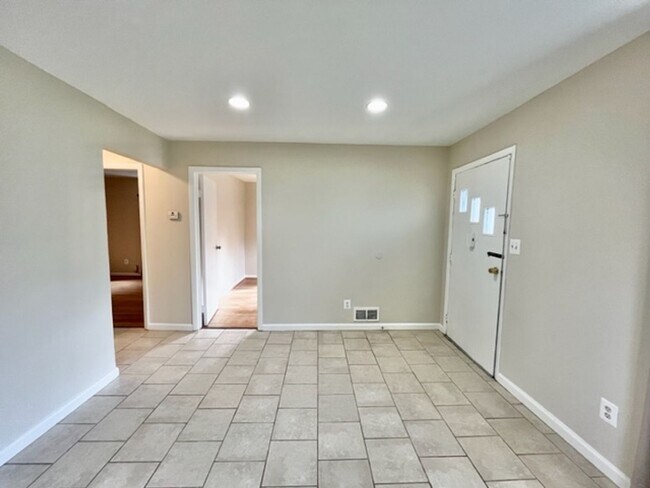 Foto del edificio - 218 Spring Ave