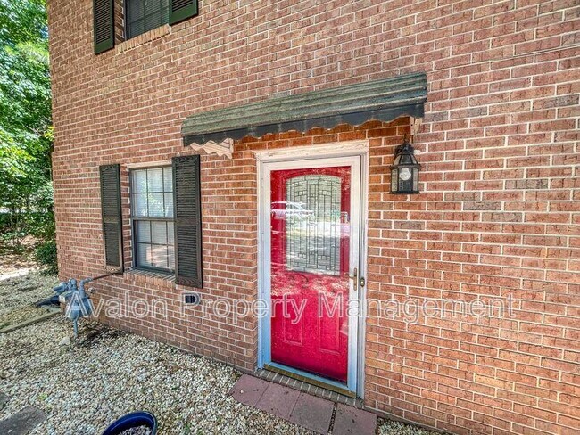 Building Photo - 2251 Salt Springs Pl