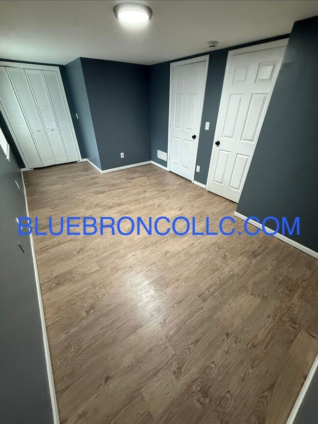 Foto del edificio - 101 SE Summit Ave