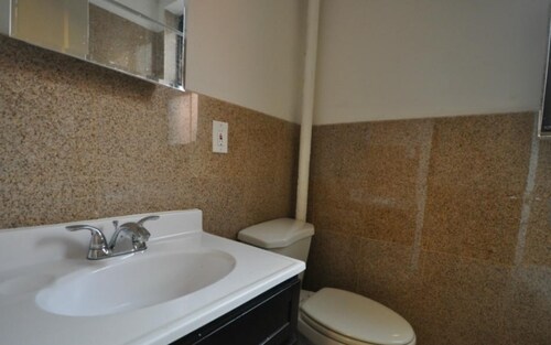 Foto del edificio - 180 Thompson St