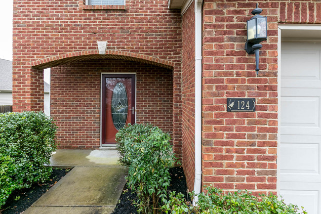 Foto del edificio - 124 White Oak Trace