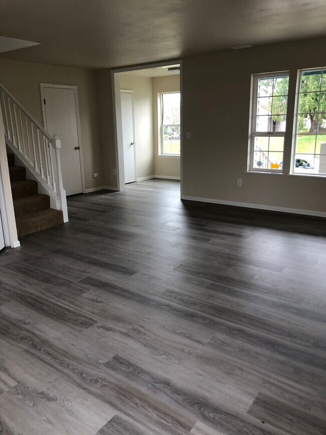 Foto del edificio - 3bd/2.5ba House in Tacoma