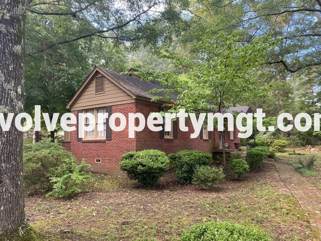 Building Photo - 555 Quinn Rd