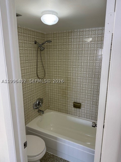 Building Photo - 3545 NE 167th St