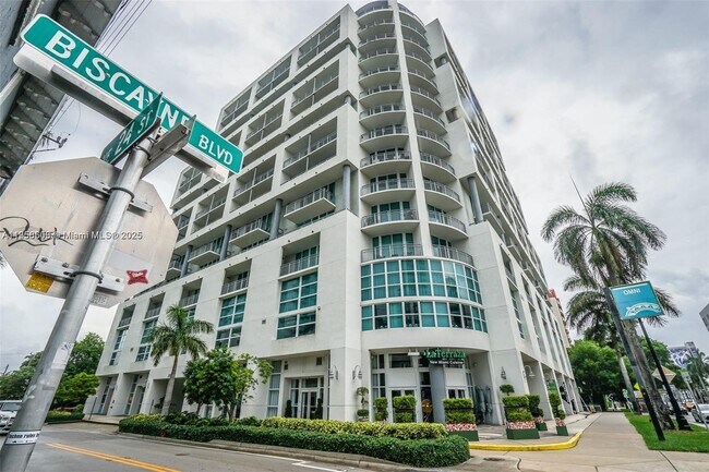 Foto del edificio - 350 NE 24th St