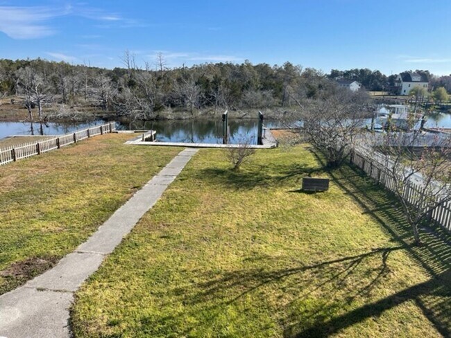 Foto del edificio - 165 Alligator Bay