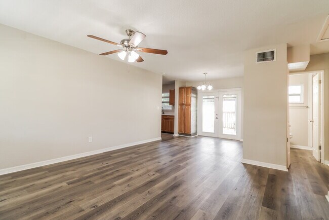 Foto del edificio - 9150 54th St N