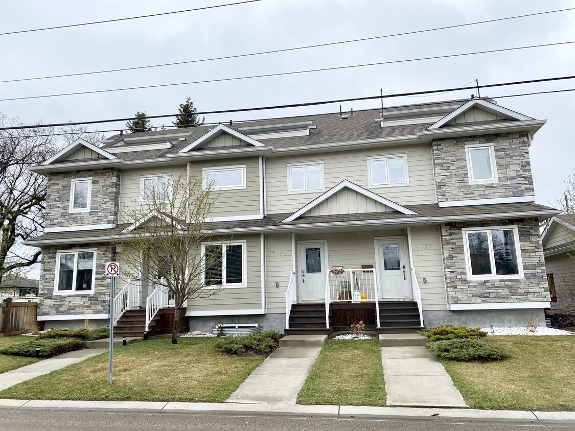 Primary Photo - 7008-7097 97 St NW