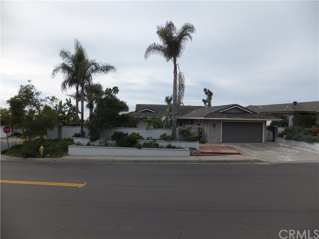 Building Photo - 2901 Via San Gorgonio