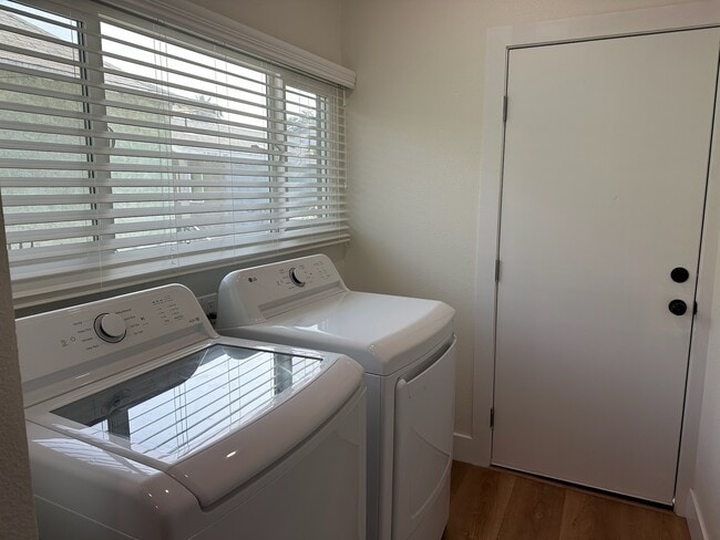 Foto del edificio - 1402 E 48th Pl