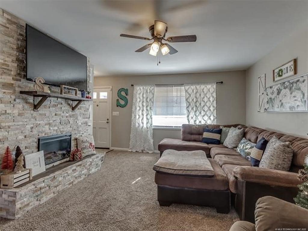 4226 Fleetwood Dr, Bartlesville, OK 74006 House for Rent in Bartlesville, OK