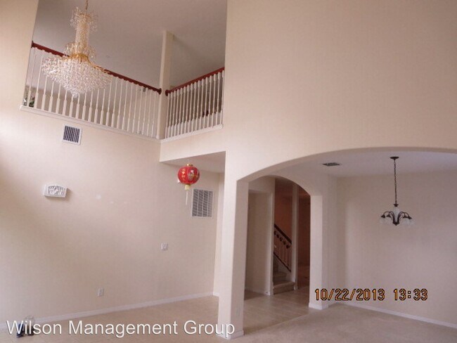 Foto del edificio - 5943 Providence Crossing Trail
