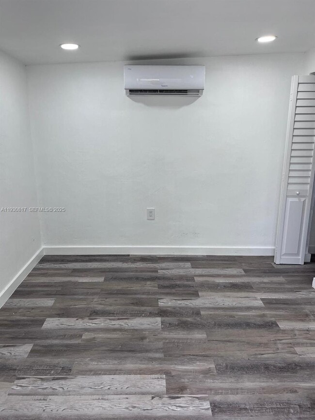 Building Photo - 50 NW 68th Ct