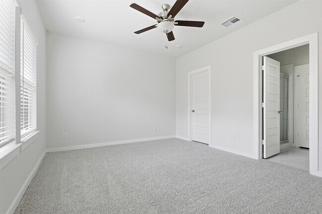 Foto del edificio - 8486 Sweet Cherry Ln