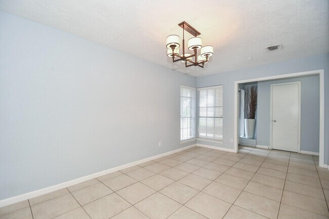 Foto del edificio - 12927 Westmere Dr