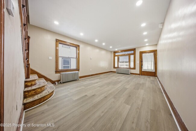 Foto del edificio - 1312 N Washington Ave