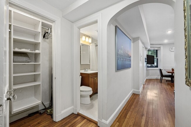 Foto del edificio - 354 Beacon St