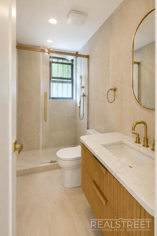 Building Photo - Spacious Flex 3-Bedroom, 2.5-Bath with Basement in Crown Heights