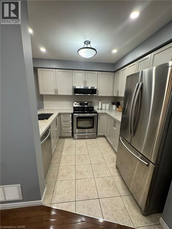 Building Photo - 27 Cornerstone Dr