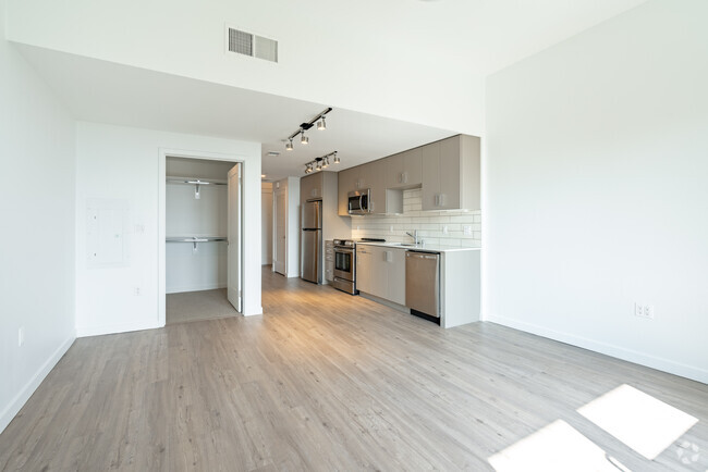 Studio - 522SF - Union South Bay