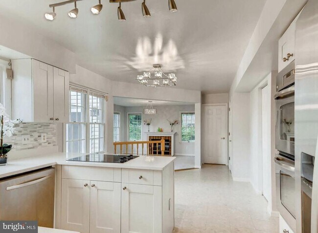 Foto del edificio - 8205 Ruxton Crossing Ct