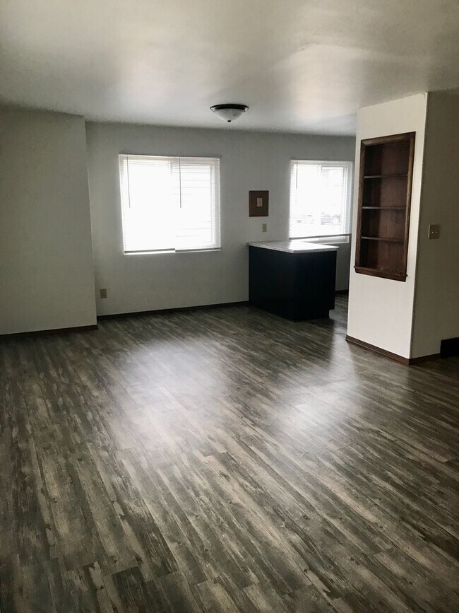 Foto del edificio - 742 Fairwood Dr