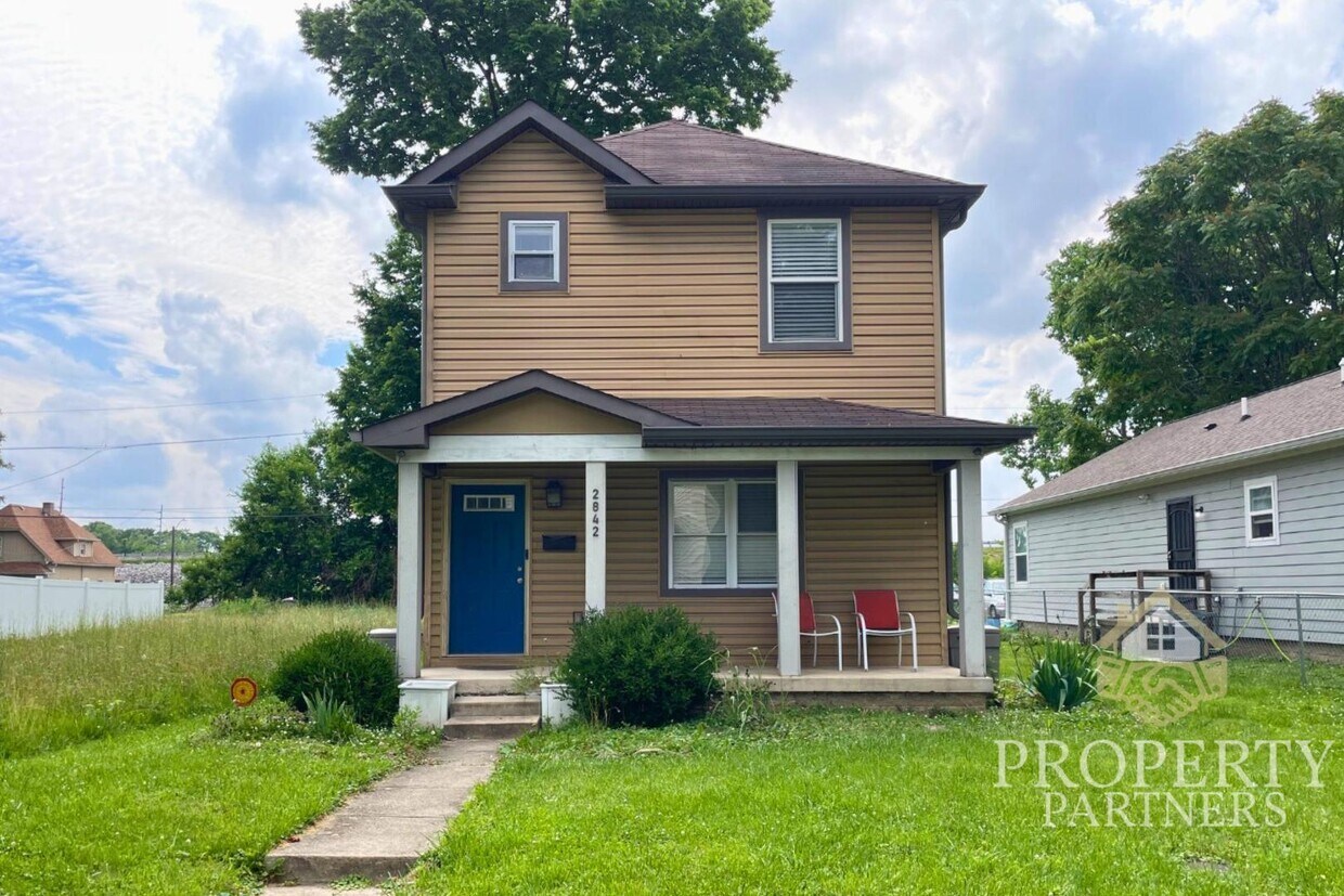 Primary Photo - 2842 Highland Pl