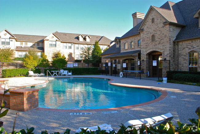 Building Photo - Chaparral Townhomes