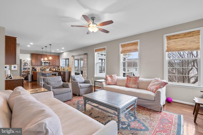 Building Photo - 35507 St James Dr