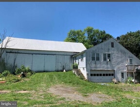Building Photo - 1070 Collegeville Rd
