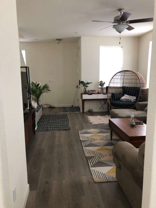 Foto del edificio - 4443 Silver Cedar Ln