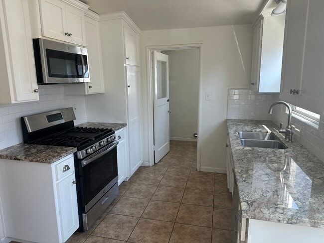 Foto del edificio - Charming home in Hanford, Ca