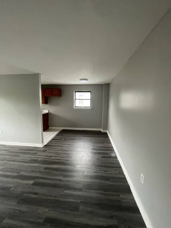 Foto del edificio - 137 Evergreen Ave
