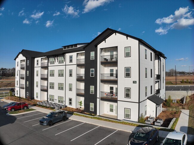 Exterior 3D - Revel Greensboro