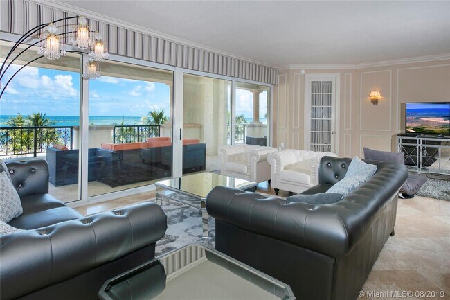 Foto del edificio - 7942 Fisher Island Dr